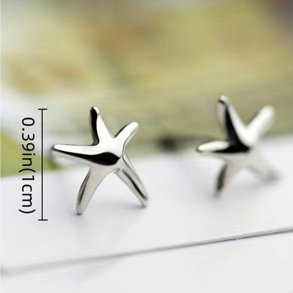 Cute Little Starfish Stud Earrings Versatile Simple Ladies Ear Accessories Gift - Picture 3 of 5